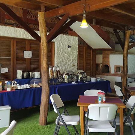 Hotel Bugabutik Puerto Viejo de Talamanca Экстерьер фото