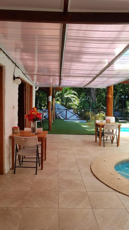 Hotel Bugabutik Puerto Viejo de Talamanca Экстерьер фото